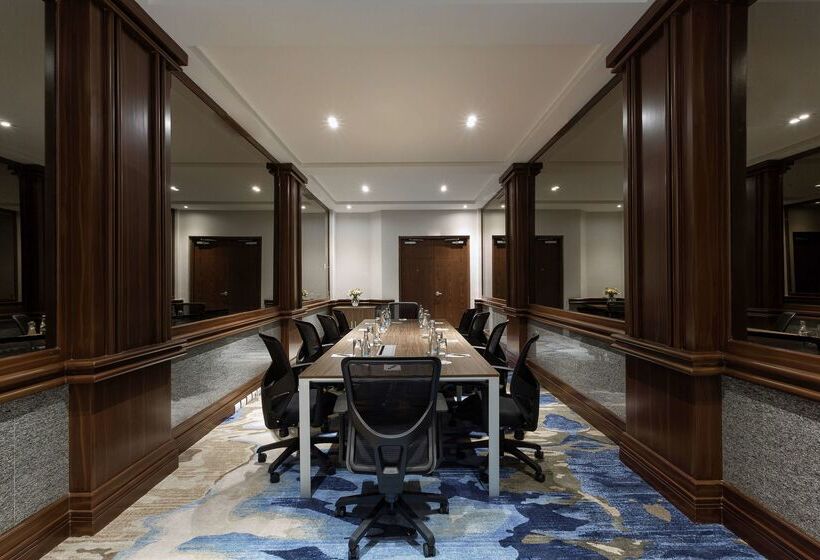 Отель Indigo Guadalajara Expo, An Ihg