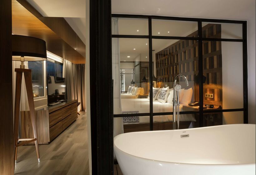 Отель Indigo Guadalajara Expo, An Ihg