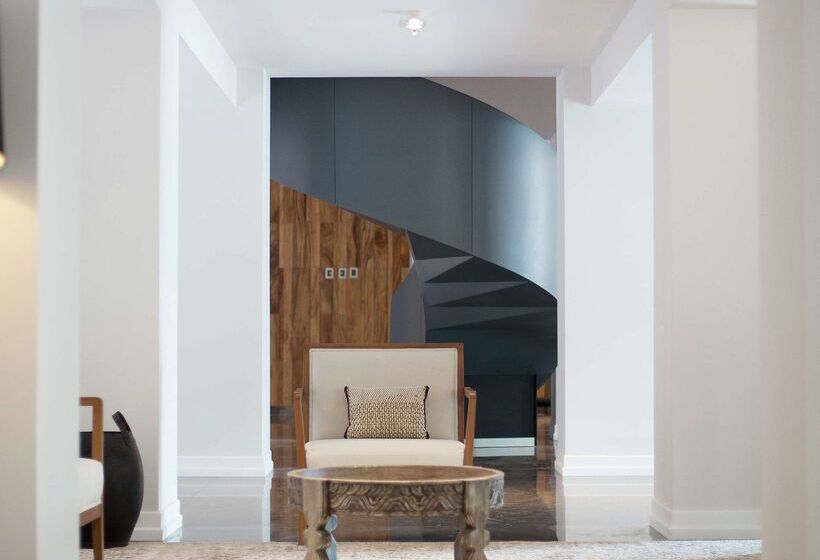 Отель Indigo Guadalajara Expo, An Ihg