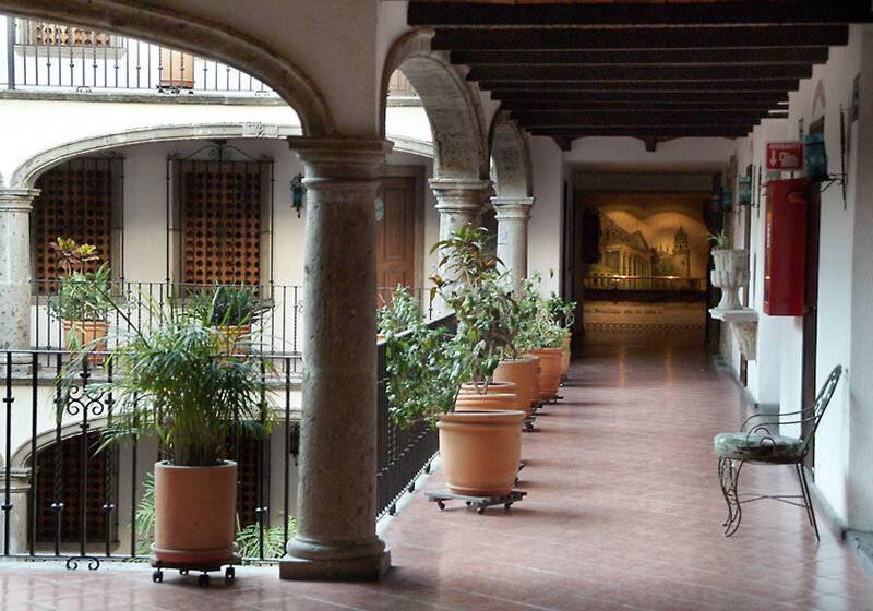 Отель Indigo Guadalajara Expo, An Ihg