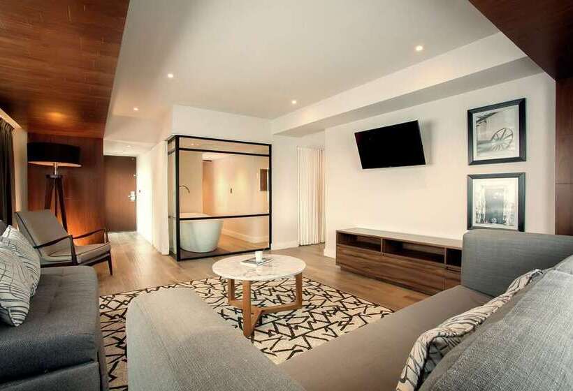 Отель Indigo Guadalajara Expo, An Ihg