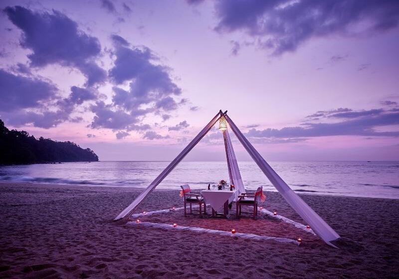 هتل Khaolak Paradise Resort