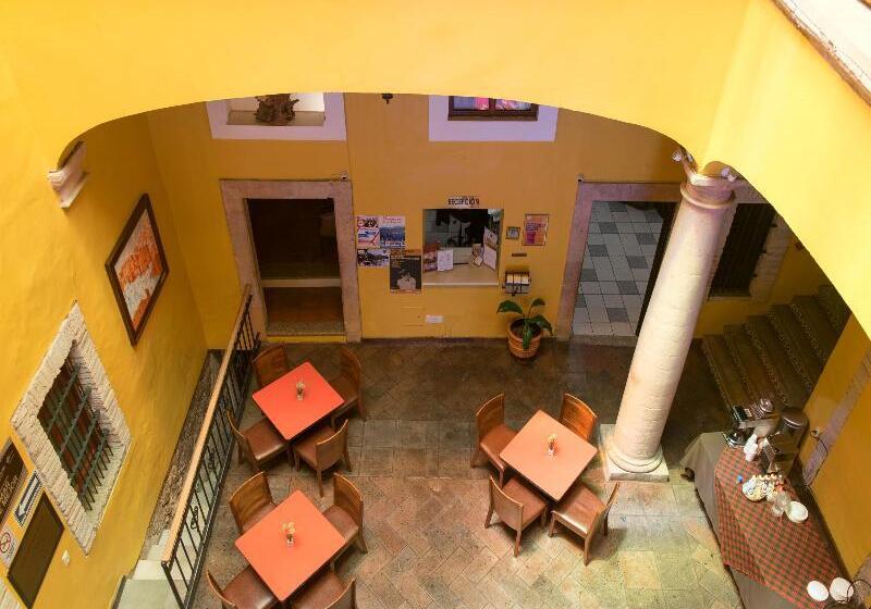 Отель La Casona De Don Lucas