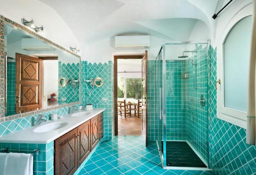 בית מלון כפרי La Rocca Resort & Spa