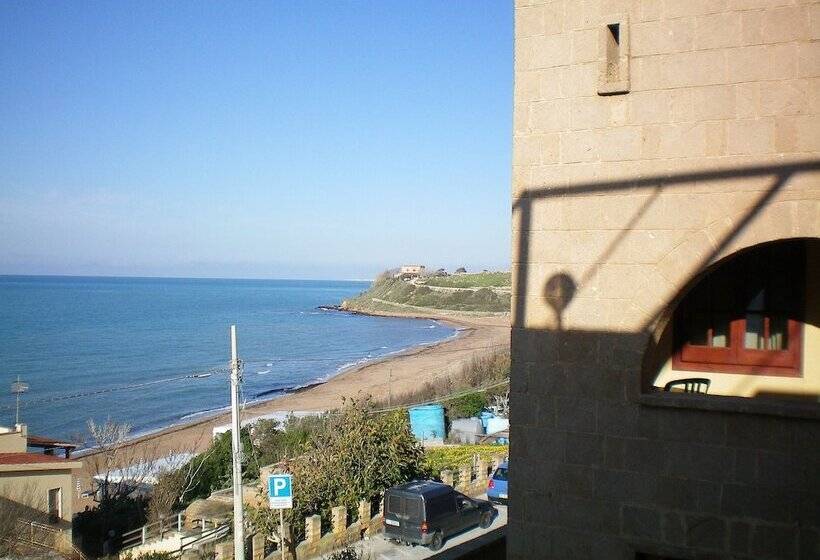 La Rosa Hotel   Selinunte