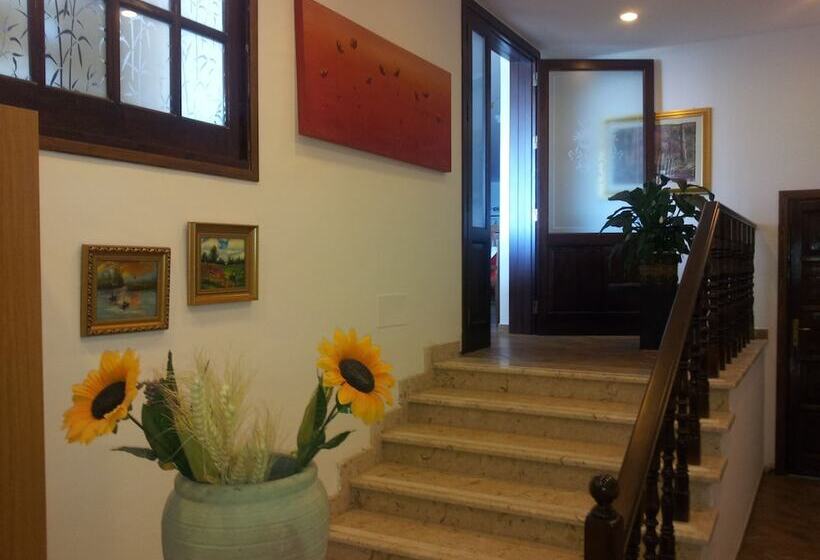 La Rosa Hotel   Selinunte