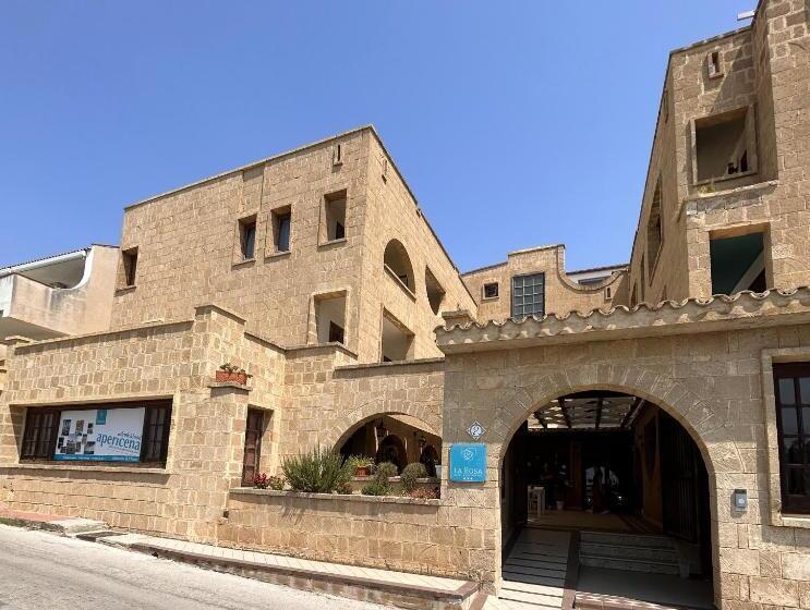 La Rosa Hotel   Selinunte