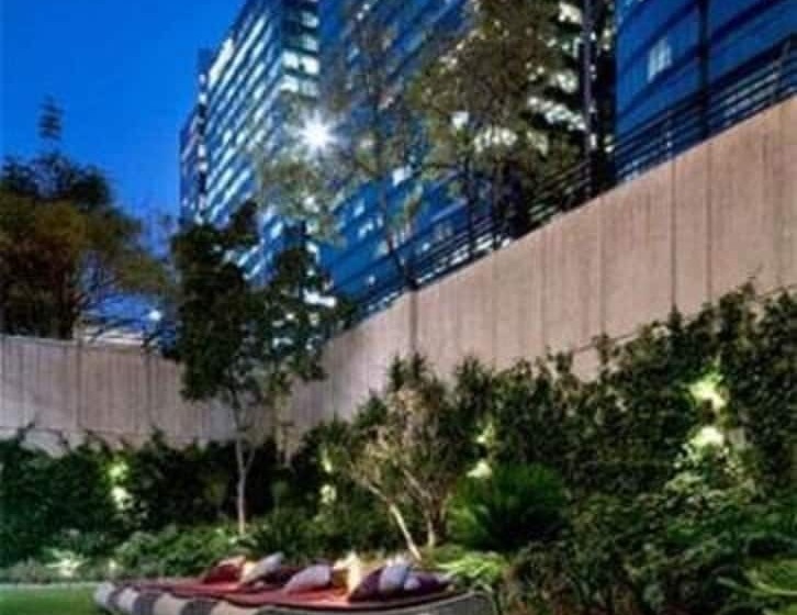 هتل Las Suites Campos Eliseos