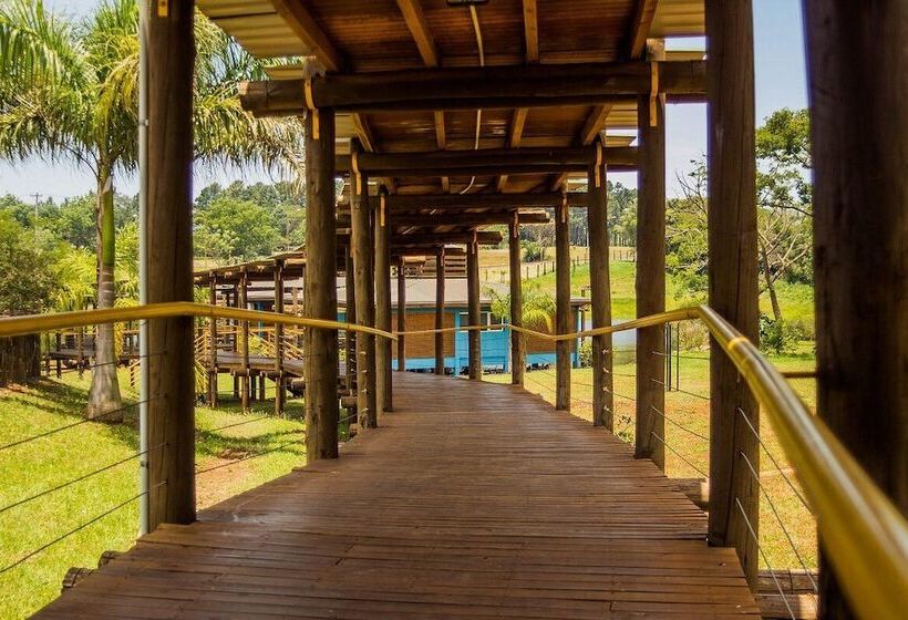 ホテル Maitei Posadas