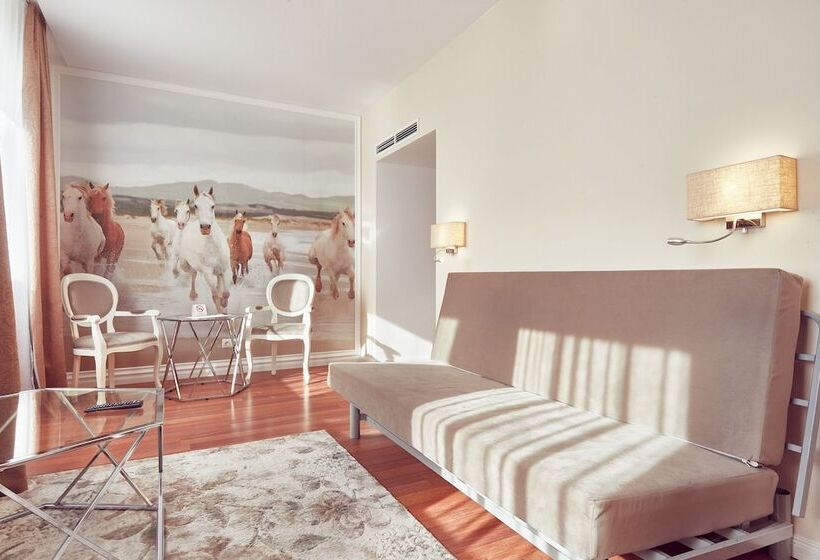 Отель Mycontinental Sibiu