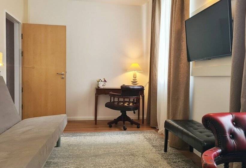 Отель Mycontinental Sibiu