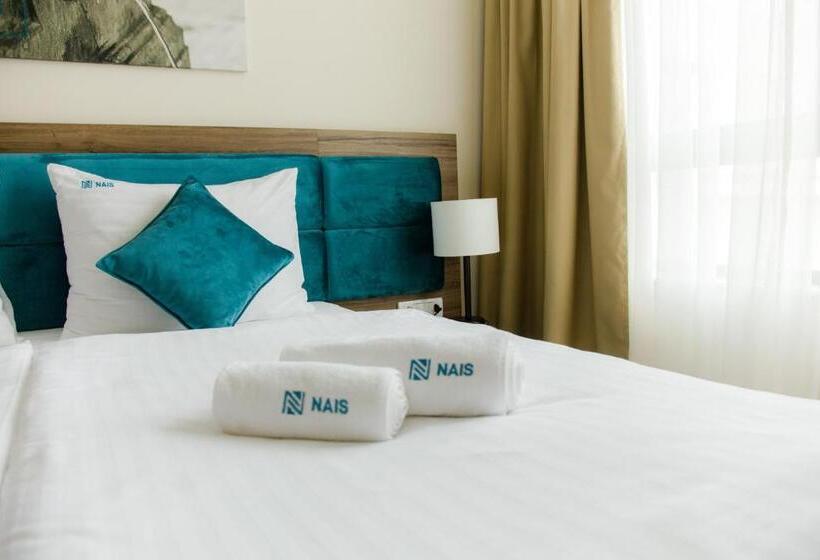 هتل Nais