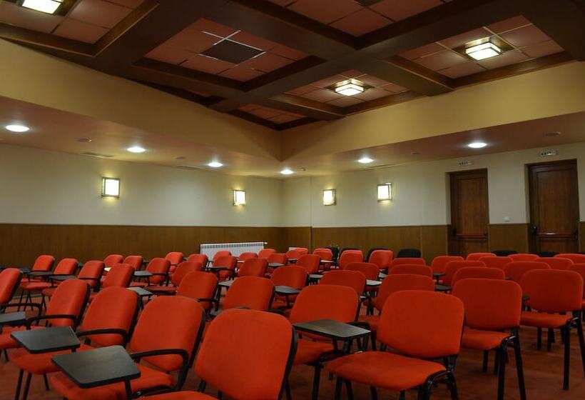 فندق Orpheus Casino And Spa