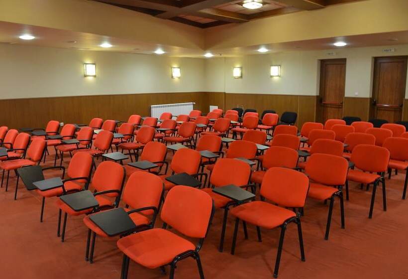 فندق Orpheus Casino And Spa