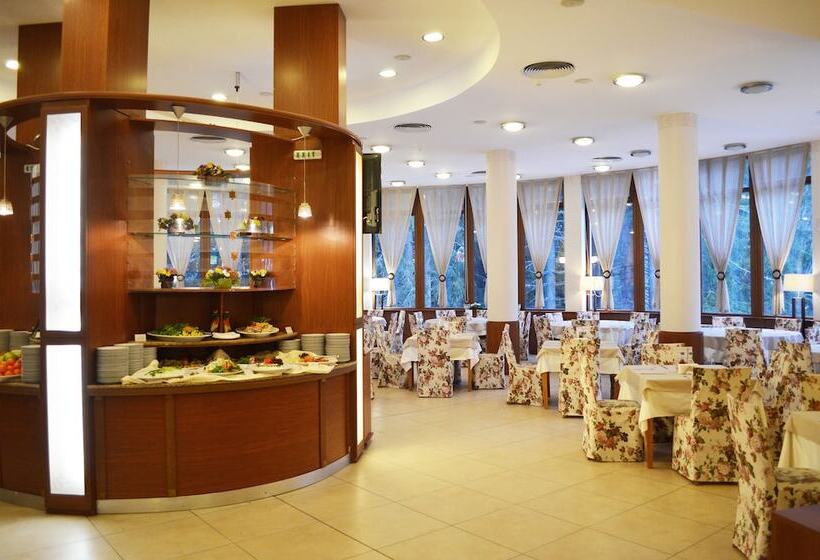 فندق Orpheus Casino And Spa