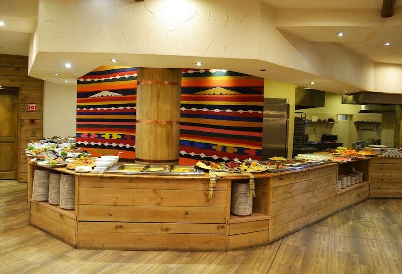 فندق Orpheus Casino And Spa