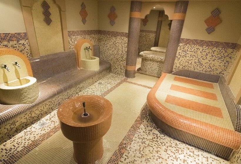 فندق Orpheus Casino And Spa