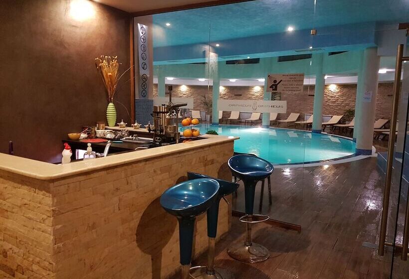 فندق Orpheus Casino And Spa