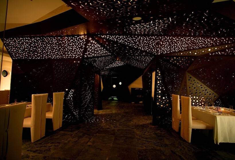 هتل Park Prime Kolkata