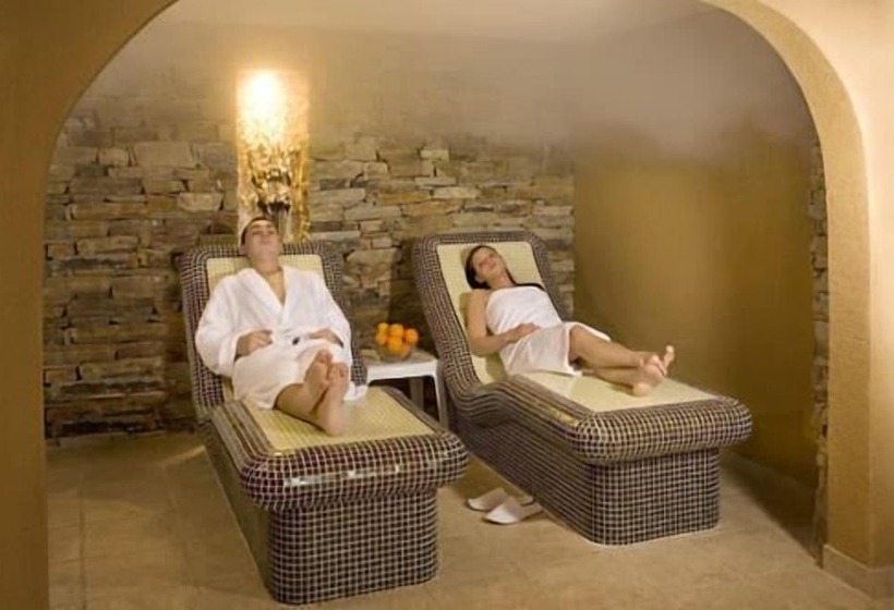 בית מלון כפרי Perelik Palace