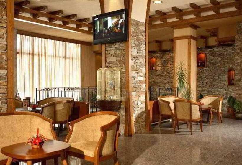 בית מלון כפרי Perelik Palace