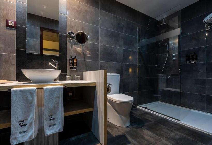 ホテル Petit Palace Santa Barbara