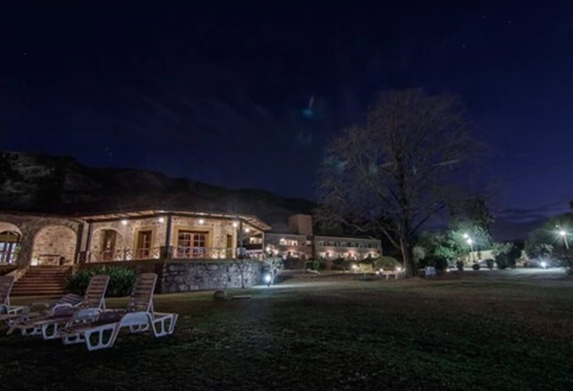 酒店 Pinares Del Cerro Resort & Suites