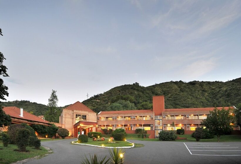 酒店 Pinares Del Cerro Resort & Suites