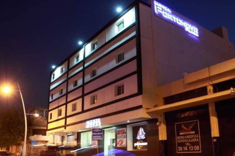 هتل Portonovo Plaza Centro