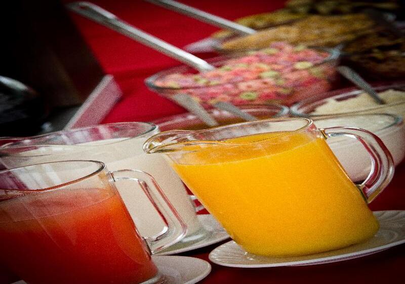 هتل Portonovo Plaza Centro