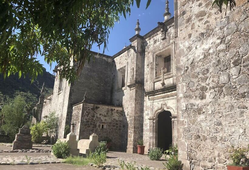 ホテル Posada Del Cortes