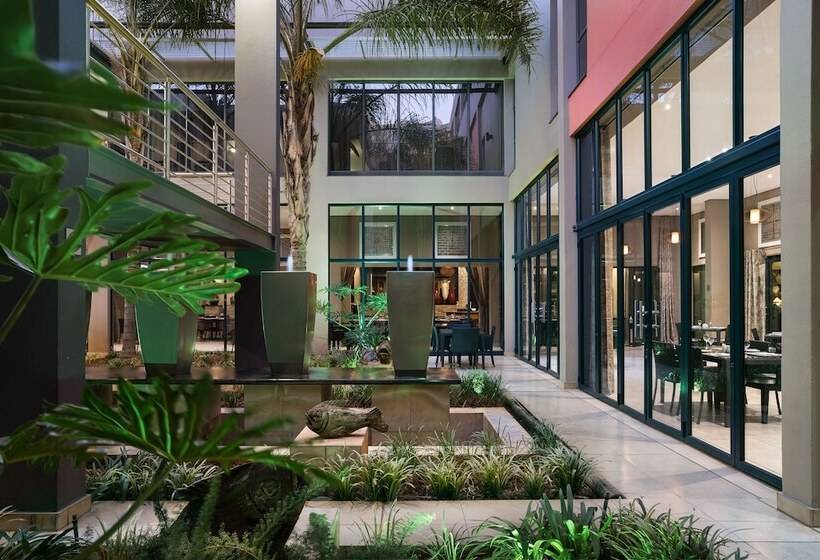 Premier Hotel O.r. Tambo