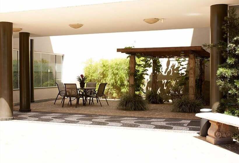 ホテル Premium Pirassununga