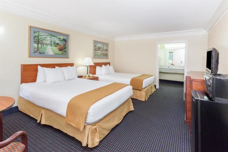 فندق Quality Inn