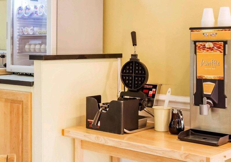 فندق Quality Inn