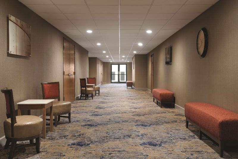 Radisson Hotel Ames Conference Center At Isu