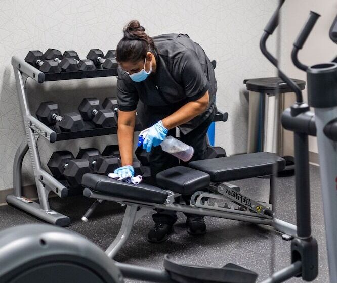 Radisson Hotel Ames Conference Center At Isu