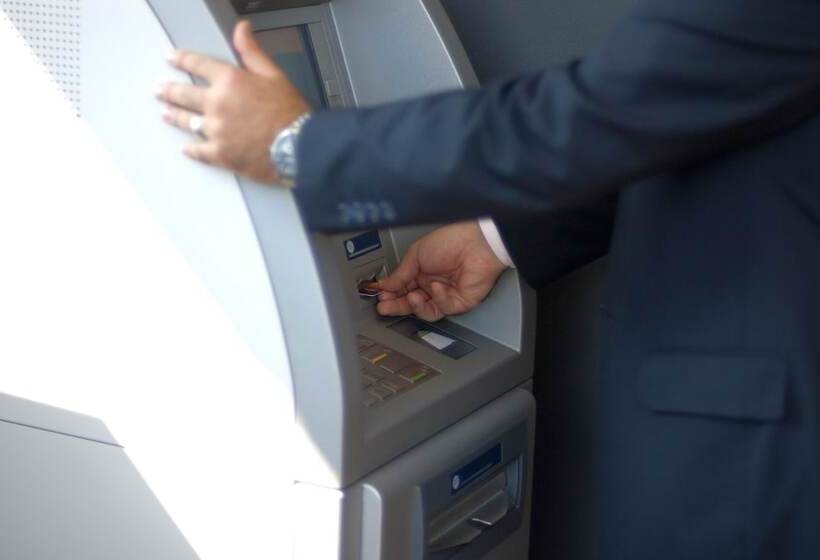 בית מלון כפרי Ramada By Wyndham Oradea