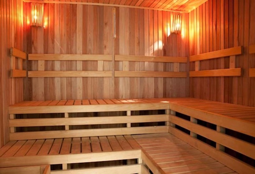 Regency Golf   Hotel Urbano