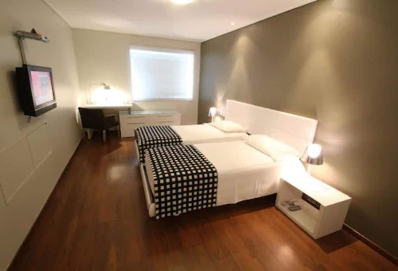 Regency Golf   Hotel Urbano