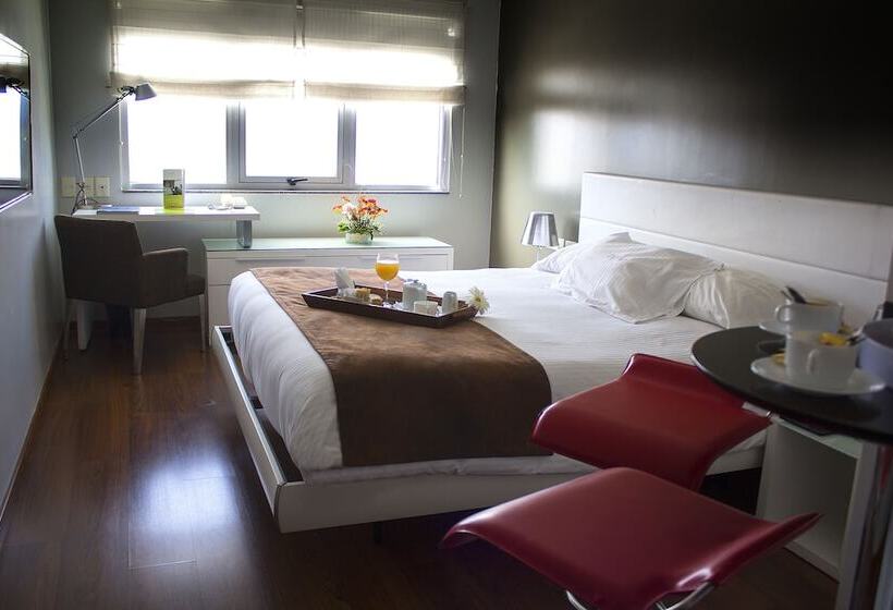 Regency Golf   Hotel Urbano