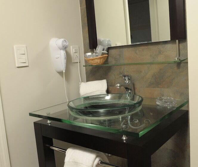 Regency Golf   Hotel Urbano