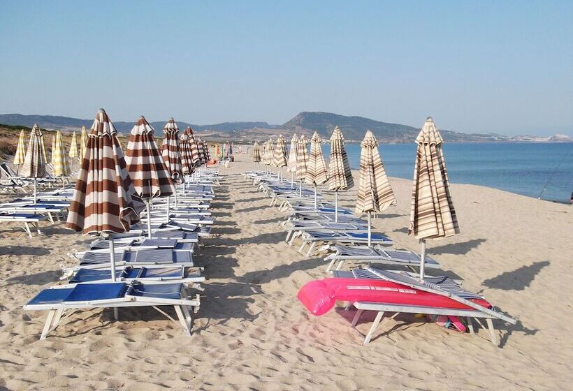 ホテル Mimose Beach Village