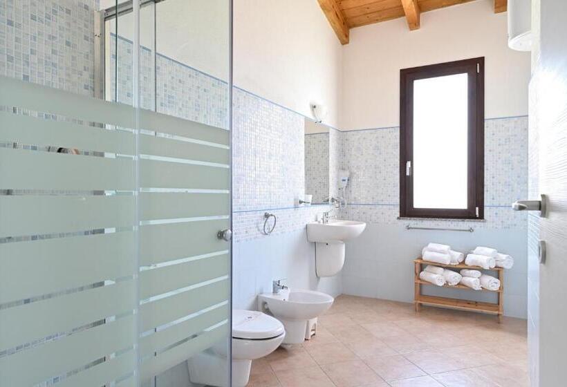 ホテル Mimose Beach Village