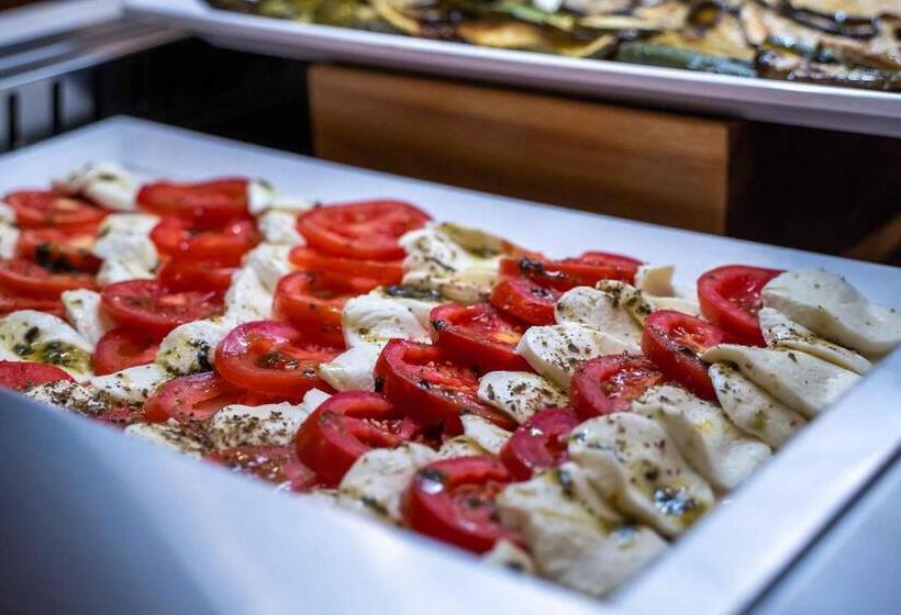 ホテル Mimose Beach Village