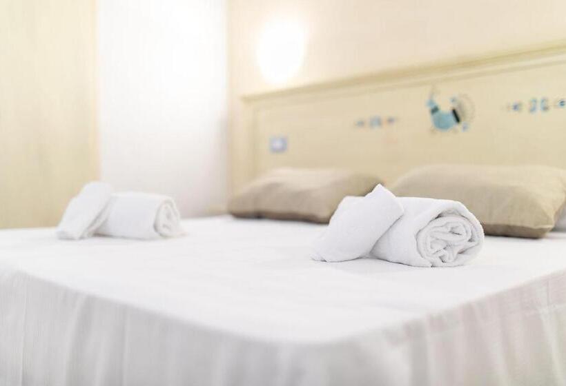 ホテル Mimose Beach Village