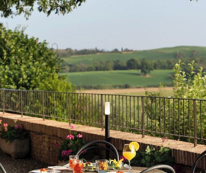 فندق Ristorante Borgo Antico