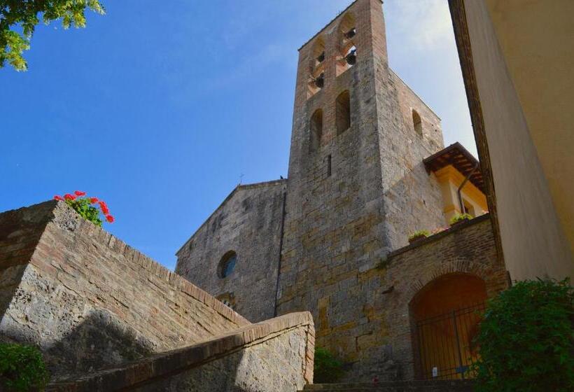 فندق Ristorante Borgo Antico