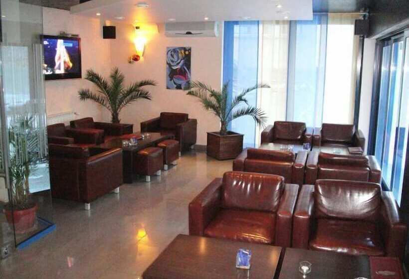 בית מלון כפרי Riverside Family