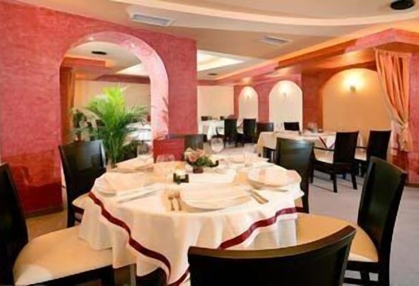 בית מלון כפרי Riverside Family